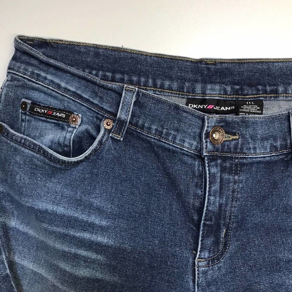 DKNY Womens 11 Long Bootcut Blue Jeans
